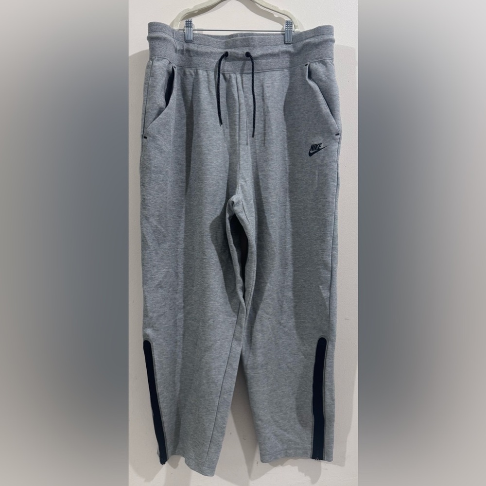 Nike Heather Gray Sweatpants